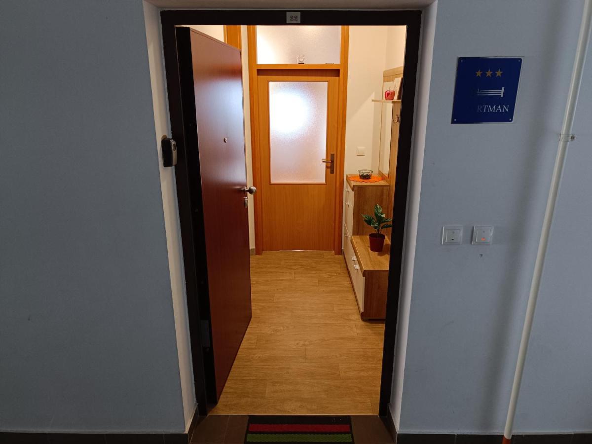 Apartman Ante Gospić Esterno foto